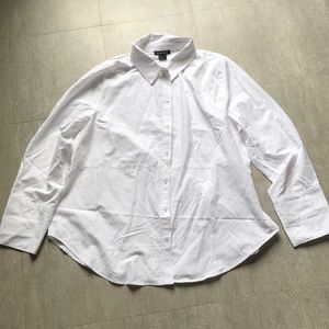 Robert Louis button up; size: XL; color: white